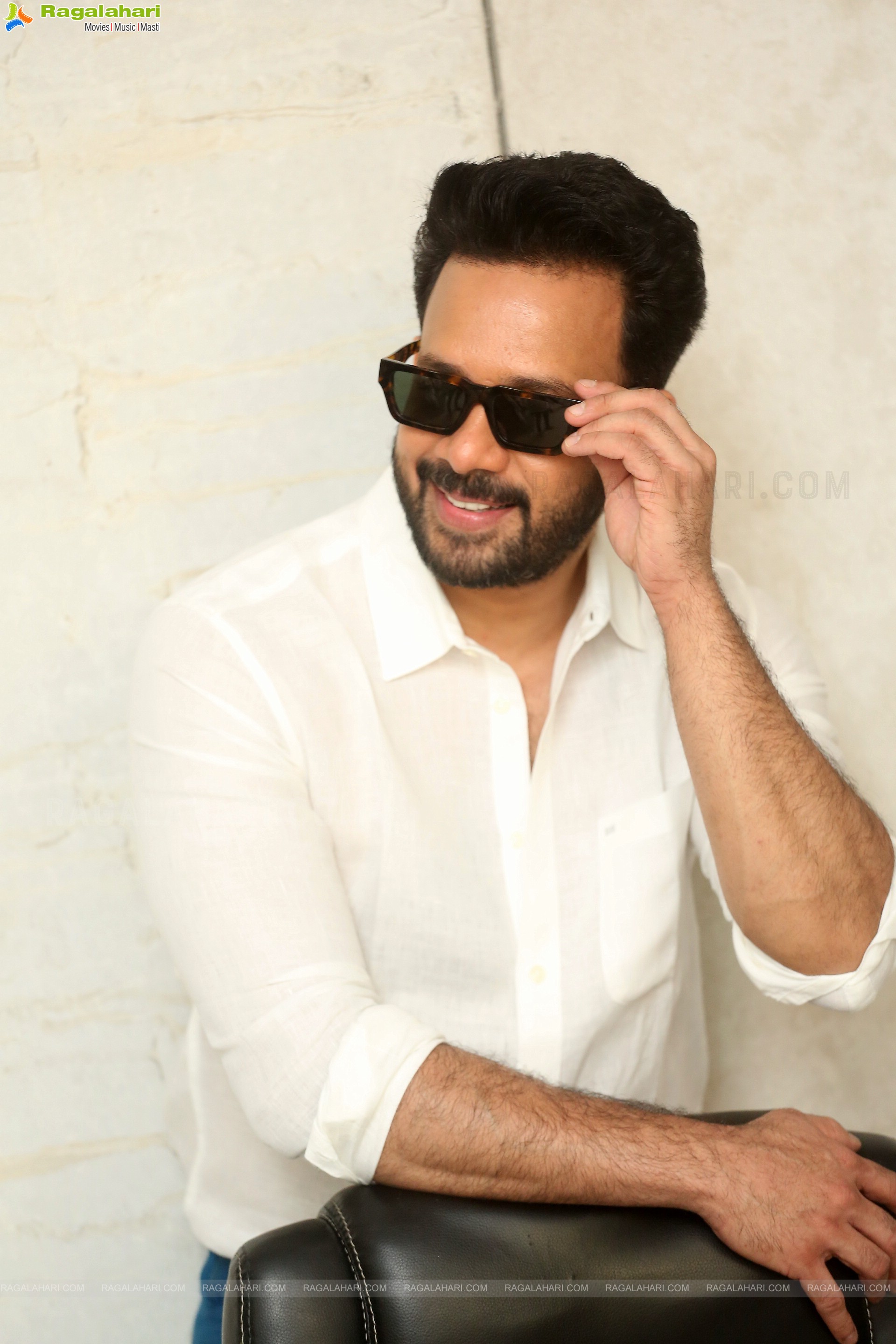 Premisthe Fame Bharath at Hunt Movie Interview, HD Photo Gallery