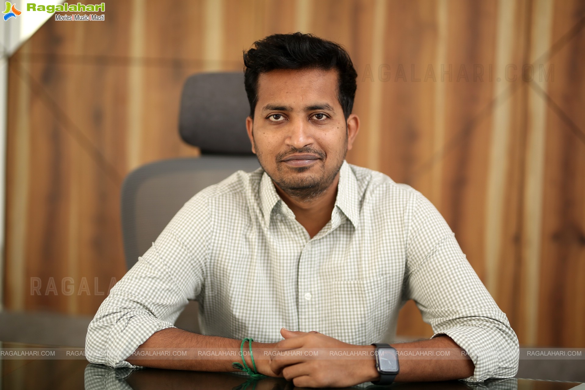 Director Mahesh at Hunt Movie Interview, HD Photo Gallery