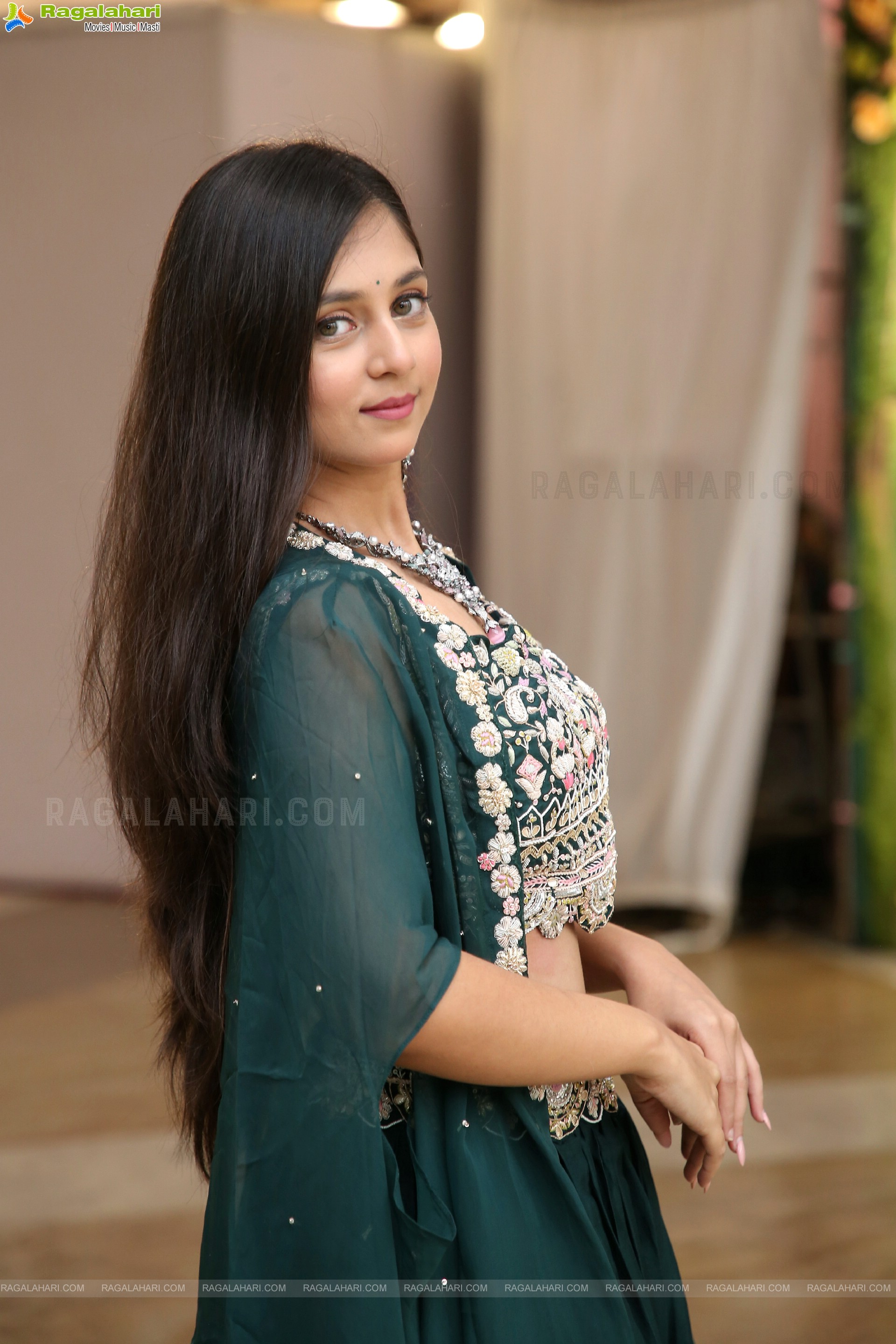 Jabili Jetta Latest Photoshoot Stills, HD Photo Gallery