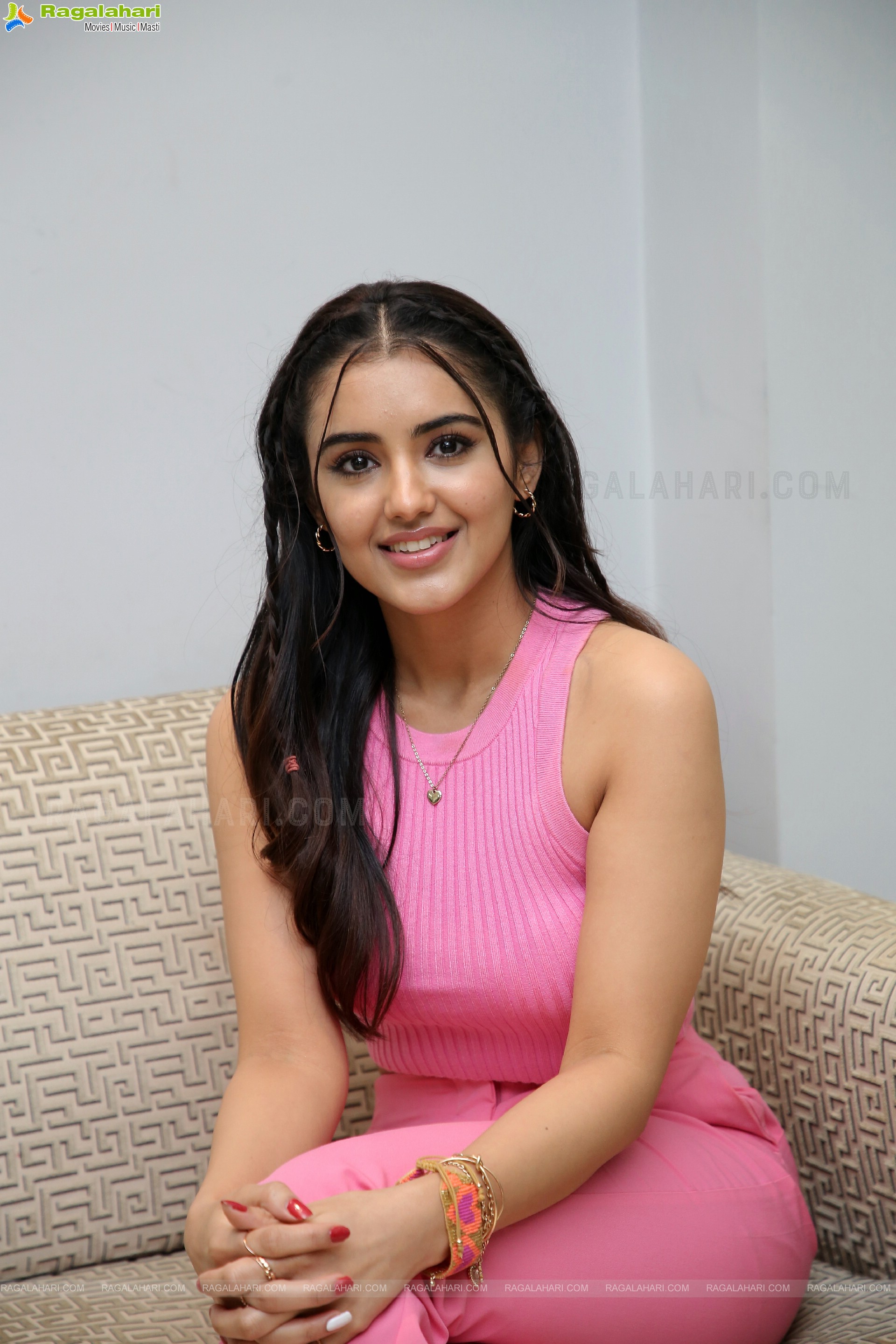 Malvika Sharma at My South Diva Calendar 2023 Launch, HD Photo Gallery