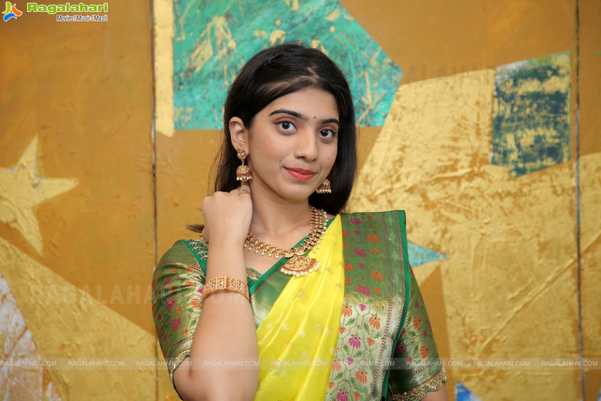 Nikita Choudary in Traditional Attire, HD Photo Gallery