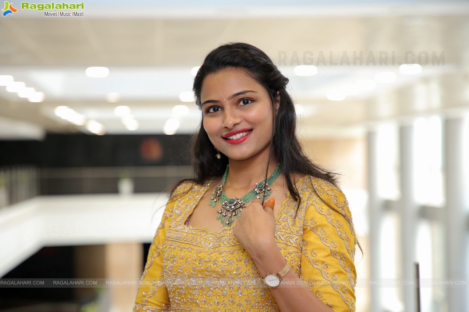 Priya Inturu Latest Photoshoot Stills, HD photo Gallery