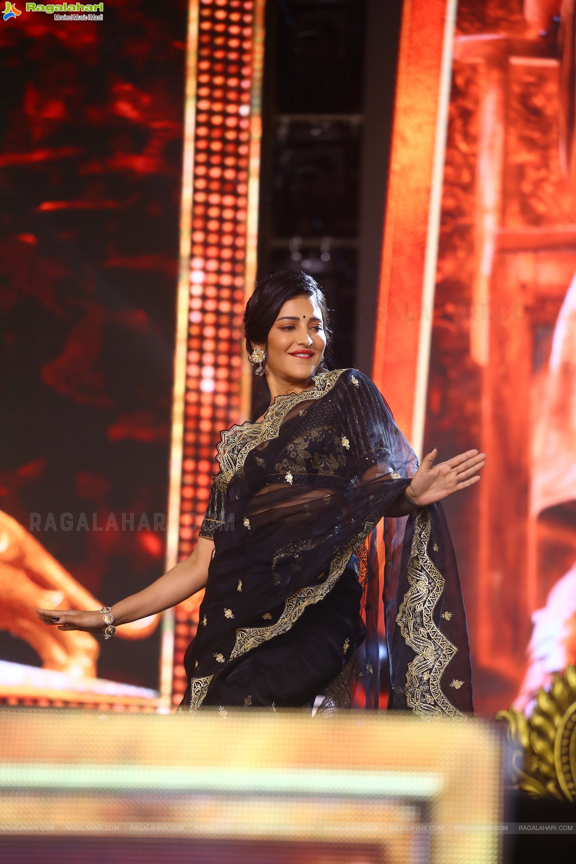 Shruti Haasan at Veera Simha Reddy at Pre-Release Event, HD Photo Gallery