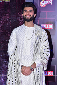 Vijay Deverakonda at HELLO Hall of Fame Awards