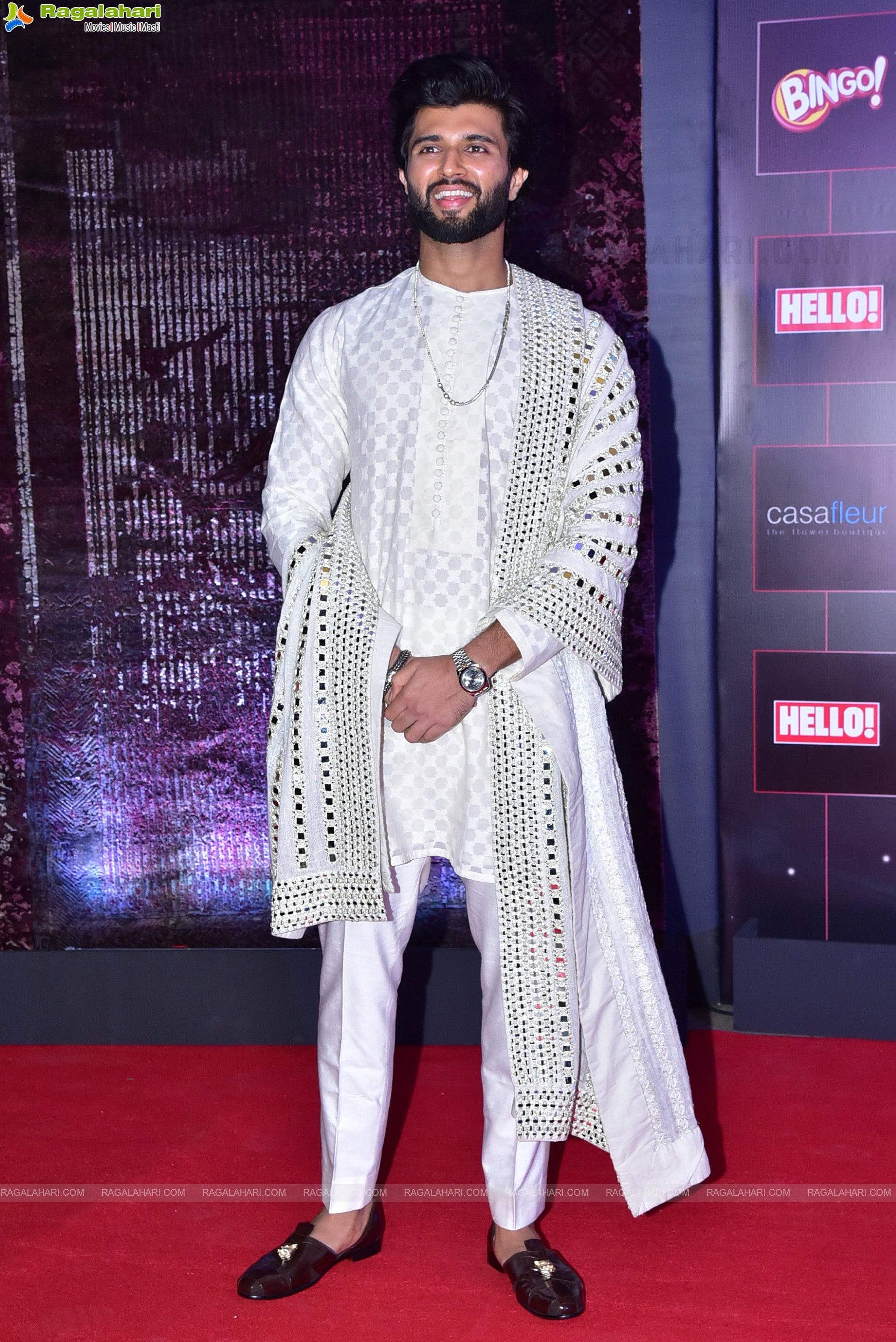 Vijay Deverakonda at HELLO! Hall of Fame Awards 2023, HD Photo Gallery