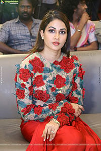 Lavanya Tripathi at Miss Perfect Trailer Launch Event