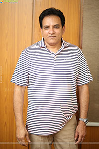 Producer Venkat Boyanapalli at Saindhav Interview