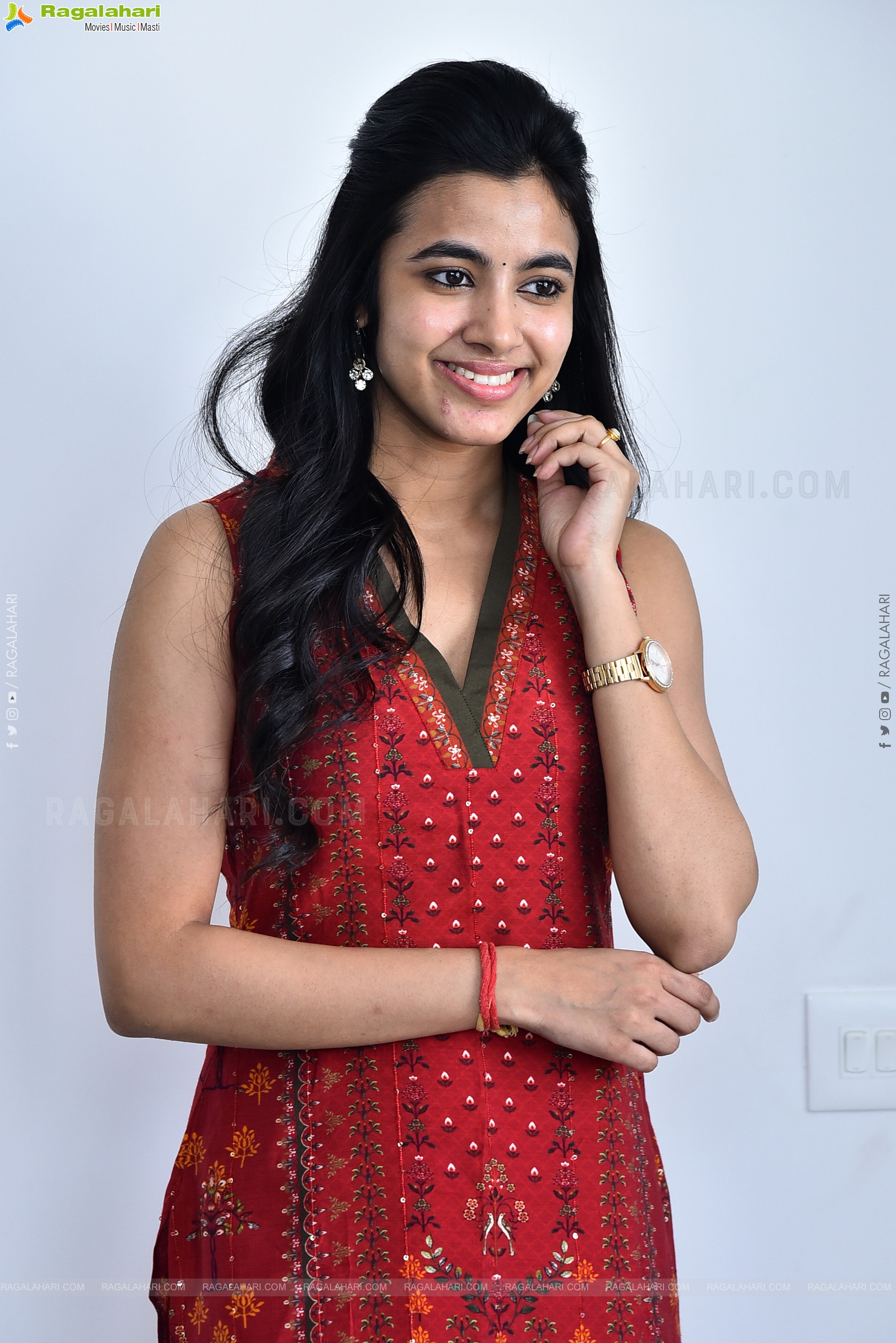 Shivani Nagaram at Ambajipeta Marriage Band Interview, HD Gallery