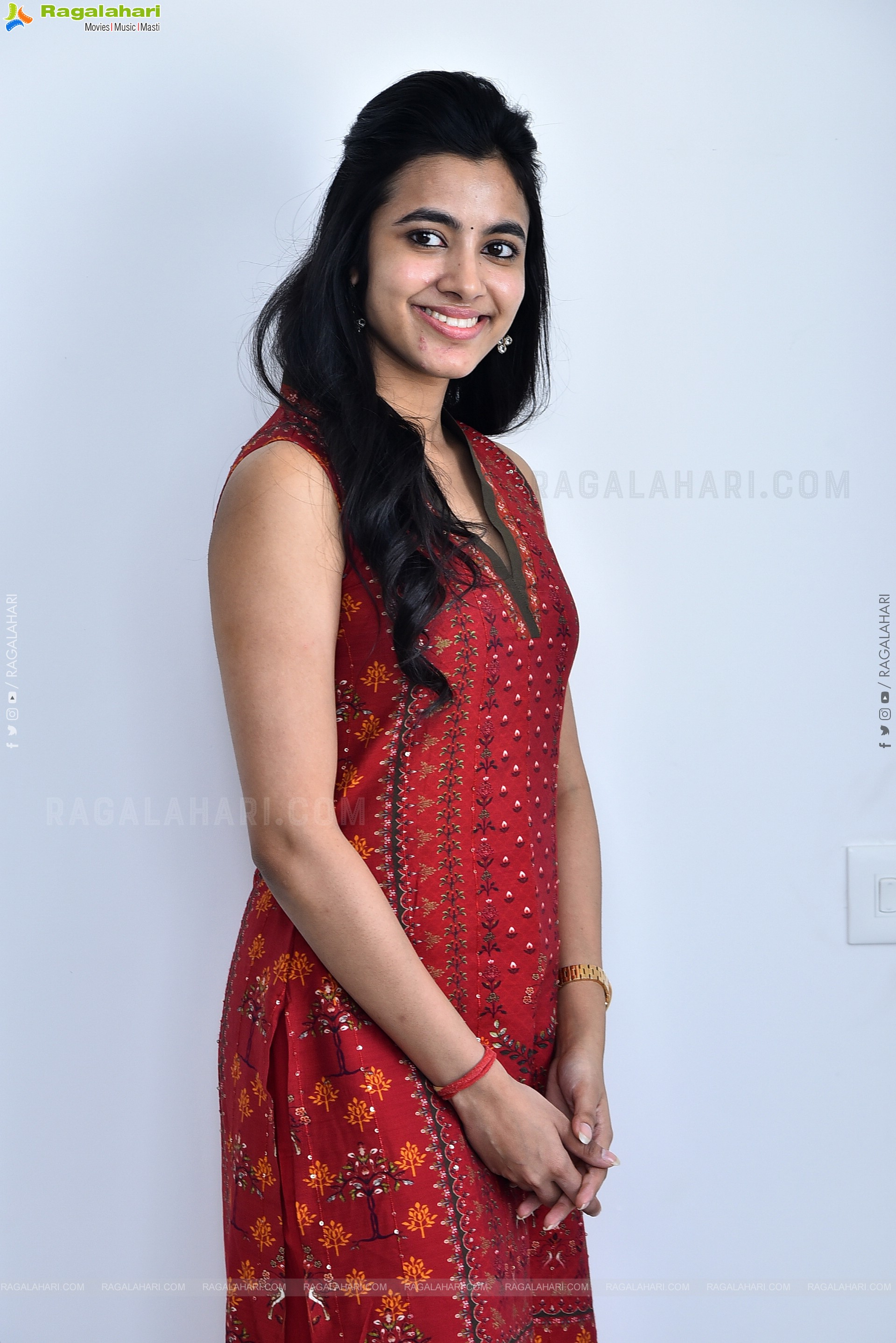 Shivani Nagaram at Ambajipeta Marriage Band Interview, HD Gallery