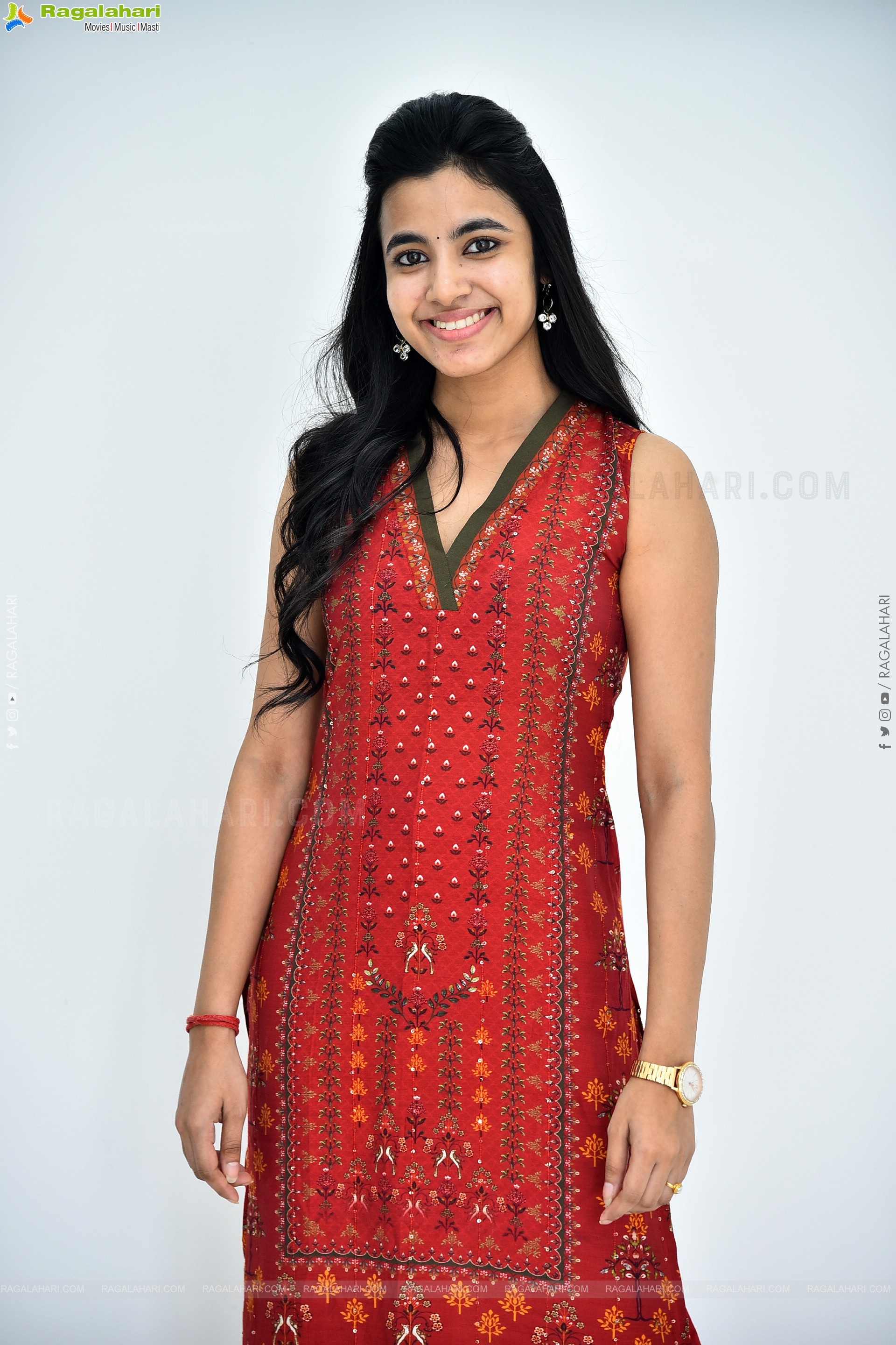 Shivani Nagaram at Ambajipeta Marriage Band Interview, HD Gallery