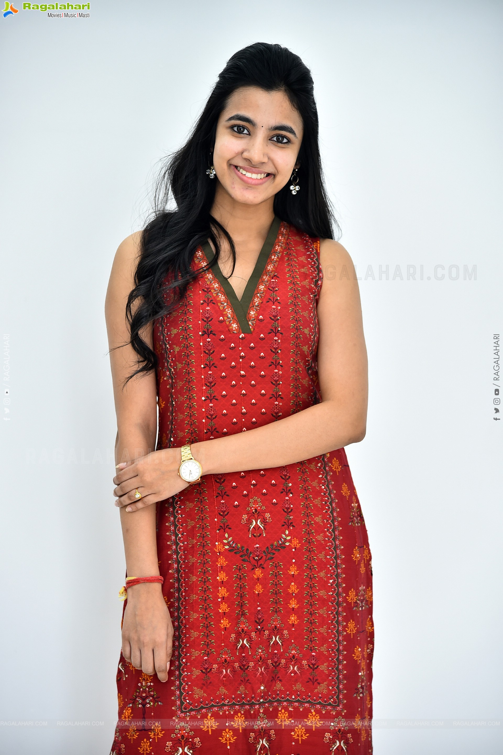 Shivani Nagaram at Ambajipeta Marriage Band Interview, HD Gallery