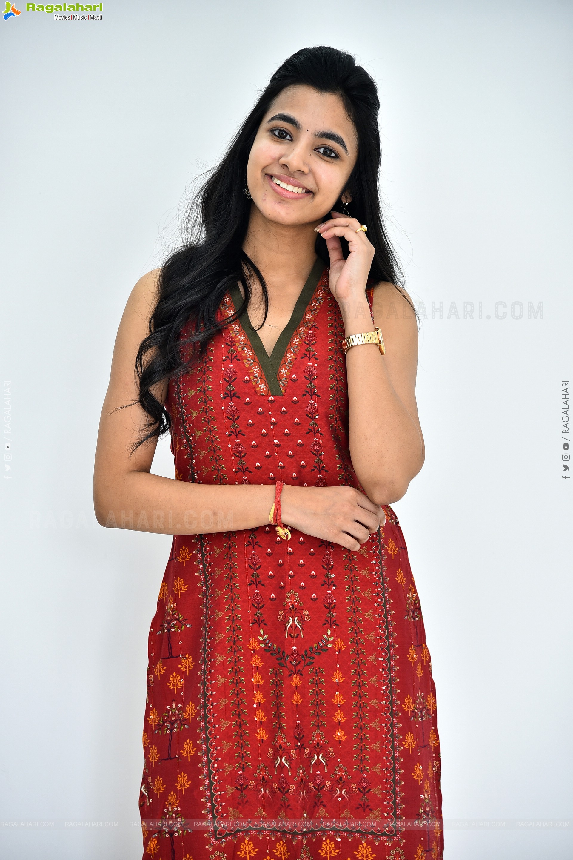 Shivani Nagaram at Ambajipeta Marriage Band Interview, HD Gallery