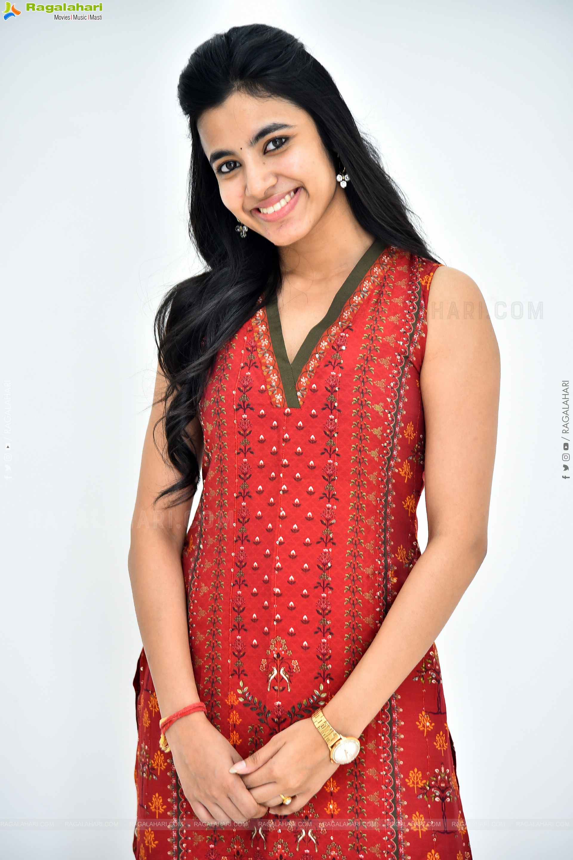 Shivani Nagaram at Ambajipeta Marriage Band Interview, HD Gallery