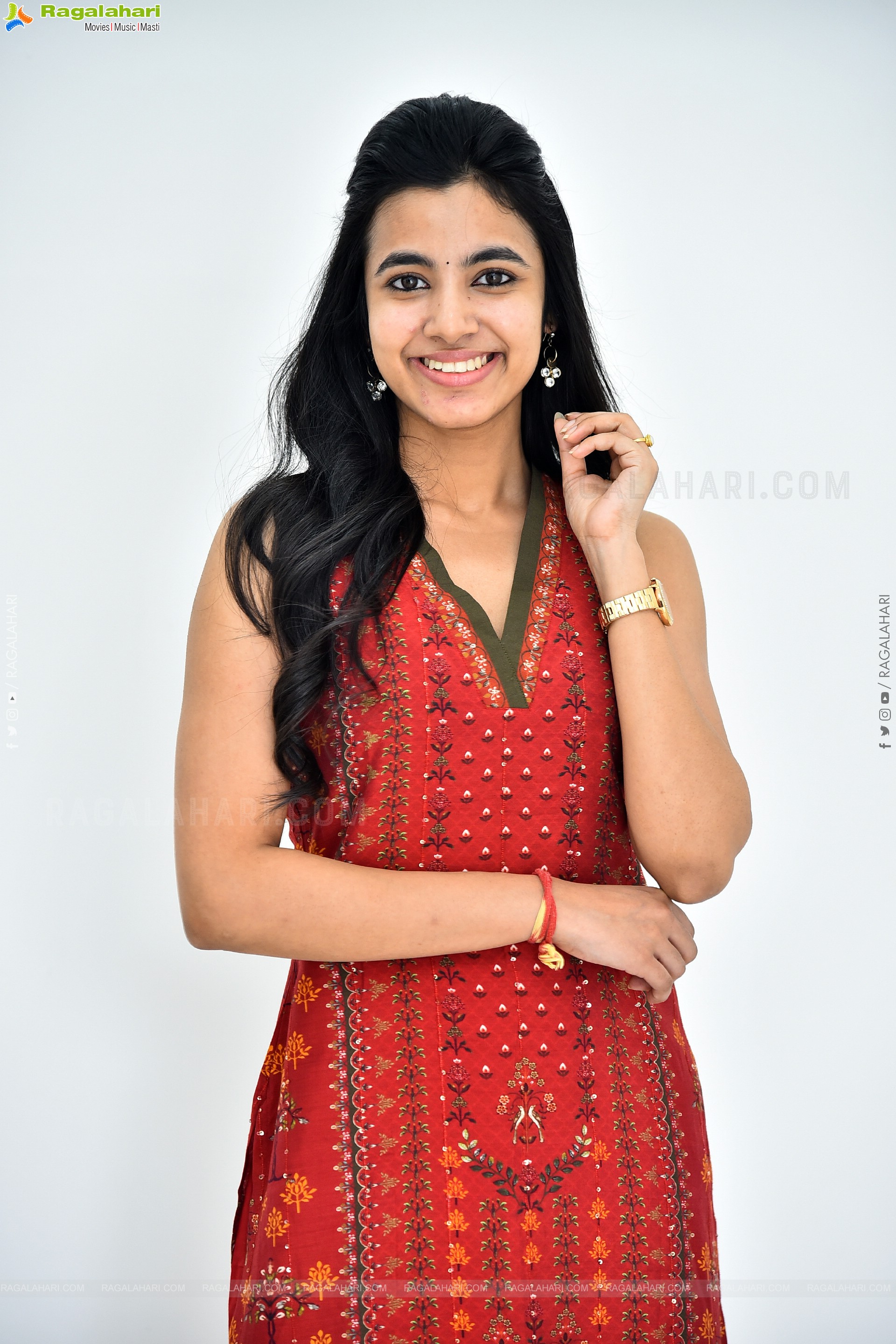 Shivani Nagaram at Ambajipeta Marriage Band Interview, HD Gallery