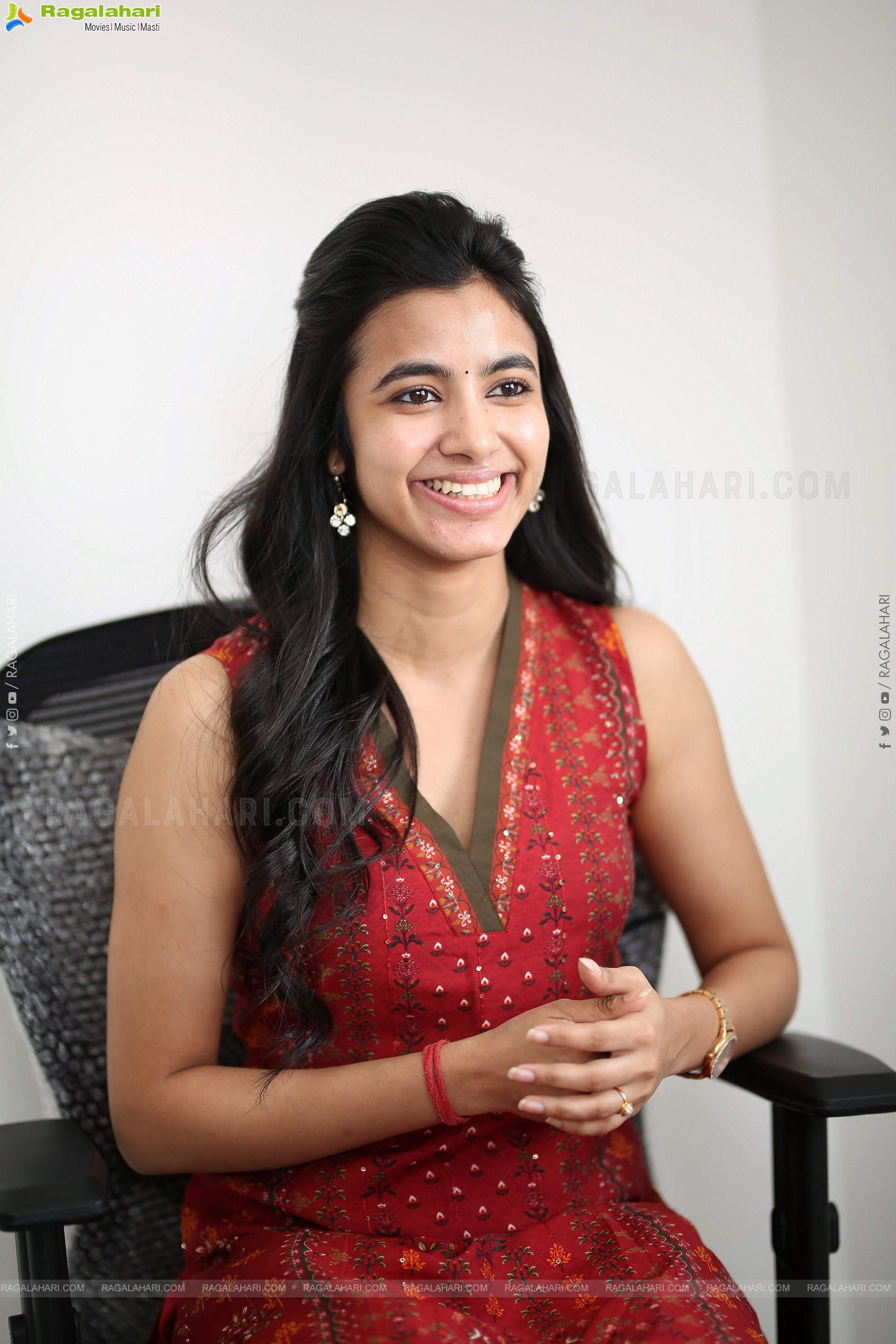 Shivani Nagaram at Ambajipeta Marriage Band Interview, HD Gallery