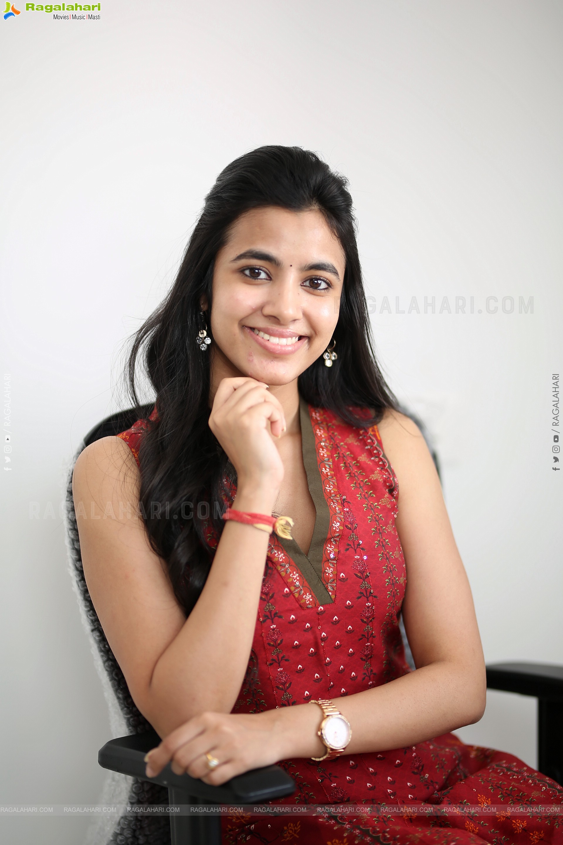 Shivani Nagaram at Ambajipeta Marriage Band Interview, HD Gallery