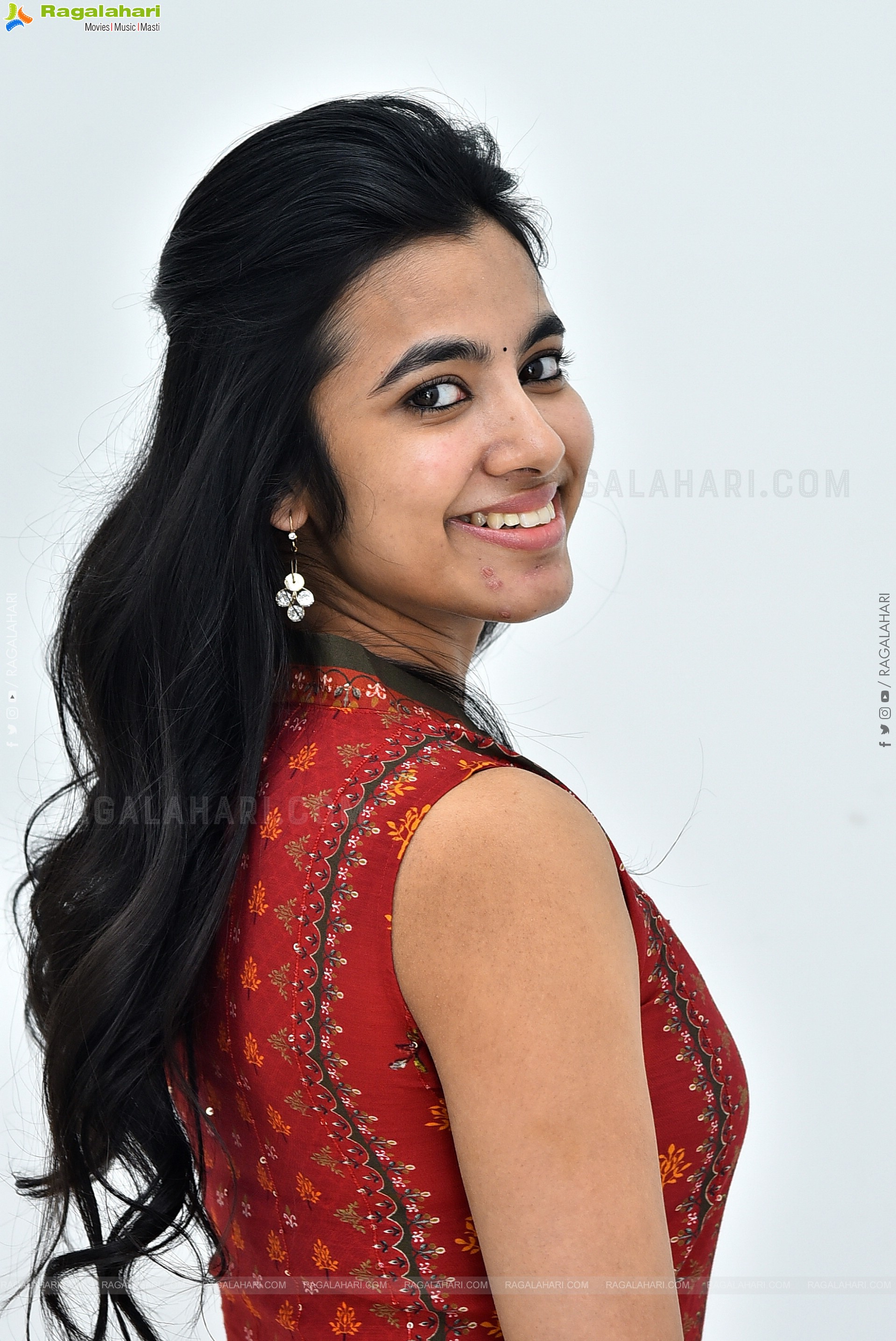 Shivani Nagaram at Ambajipeta Marriage Band Interview, HD Gallery