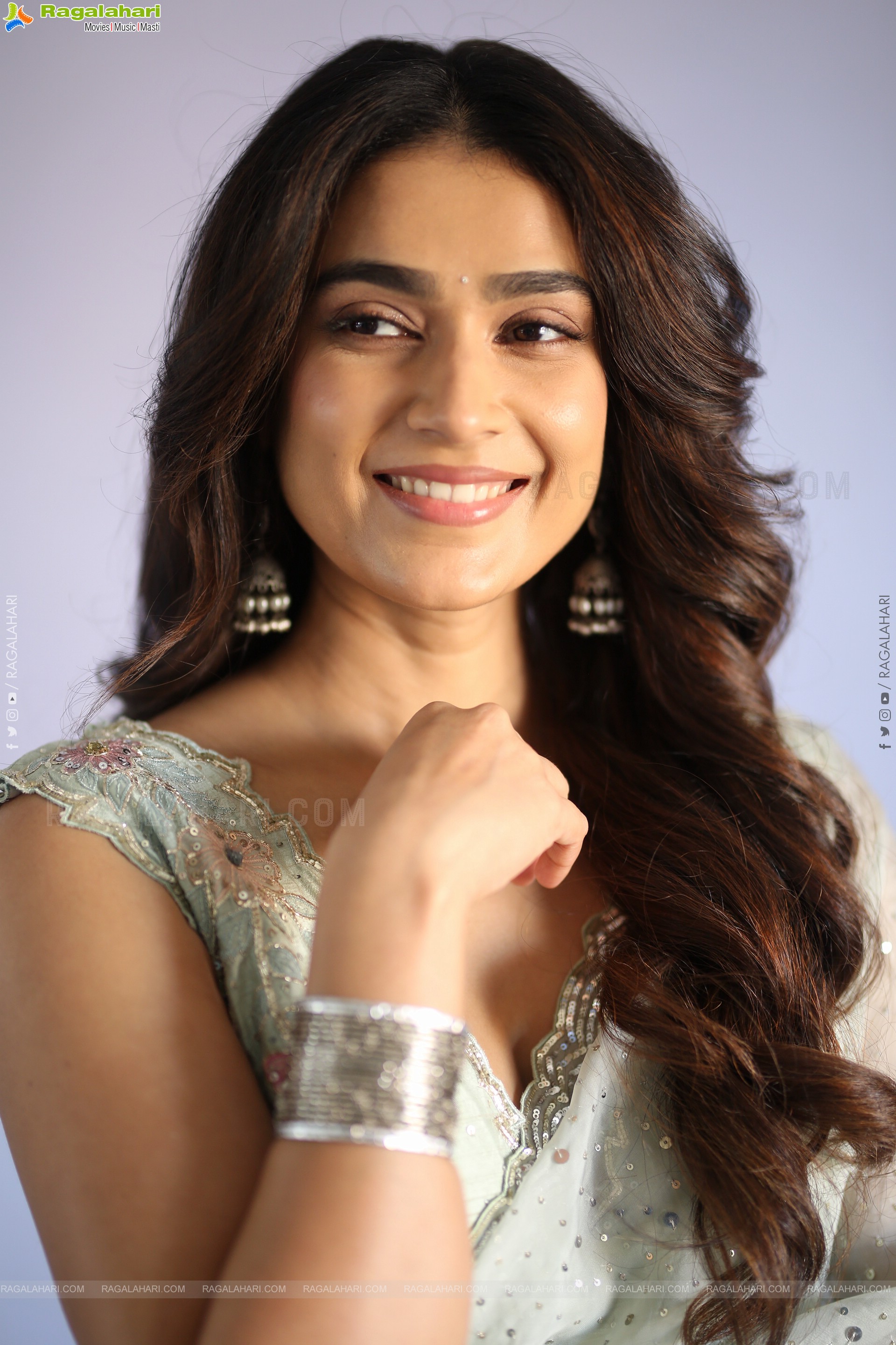 Aakanksha Singh at Shashtipoorthi Movie Glimpse Launch, HD Gallery