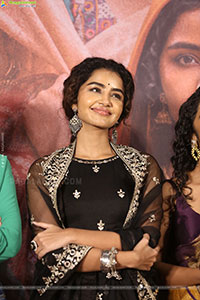 Anupama Parameswaran at Paradha Teaser Launch Event