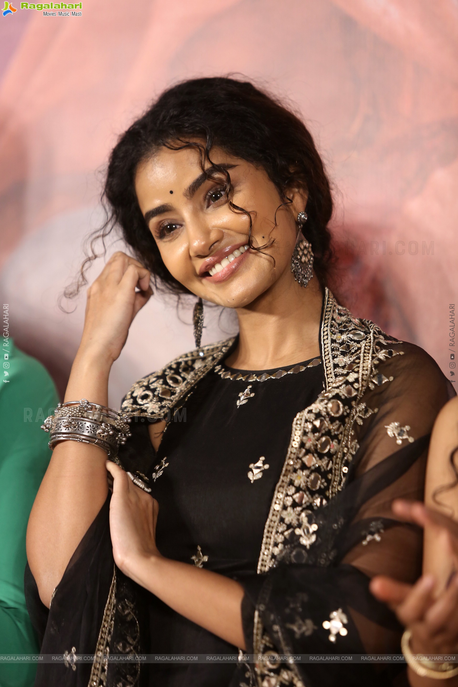 Anupama Parameswaran at Paradha Teaser Launch Event, HD Gallery