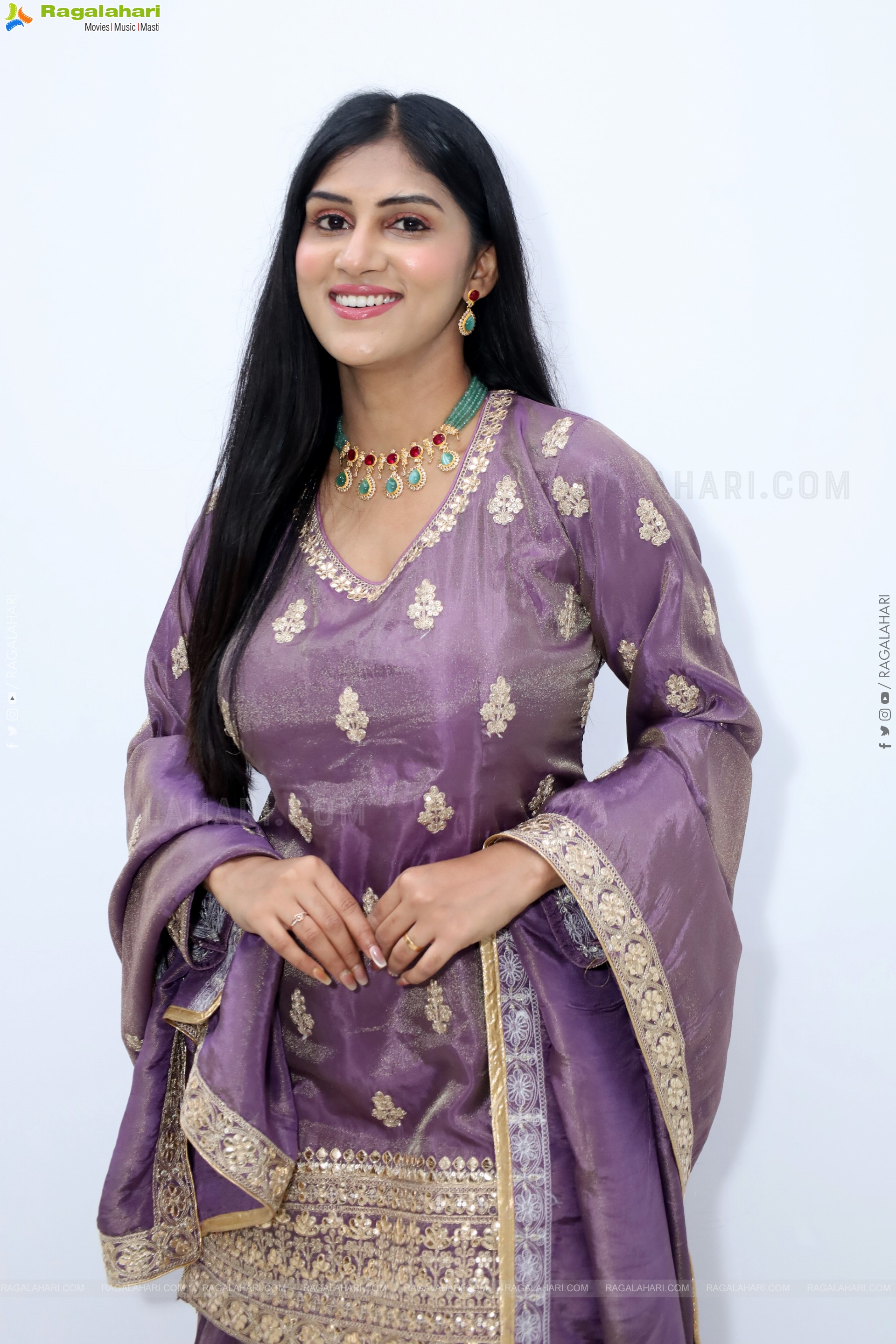 Aparna Reddy Latest HD Stills, Photo Gallery