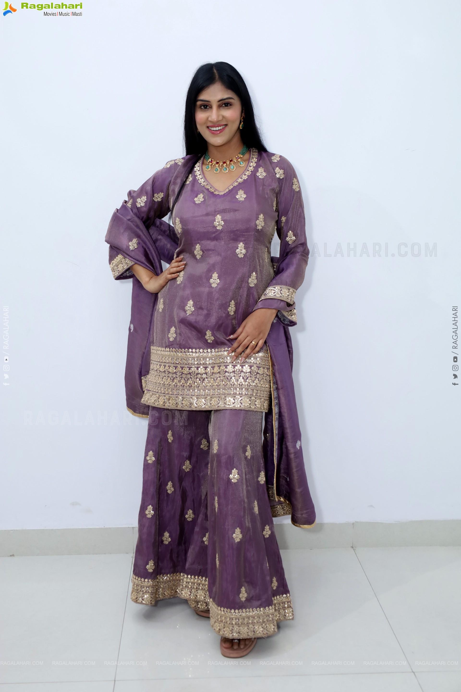 Aparna Reddy Latest HD Stills, Photo Gallery