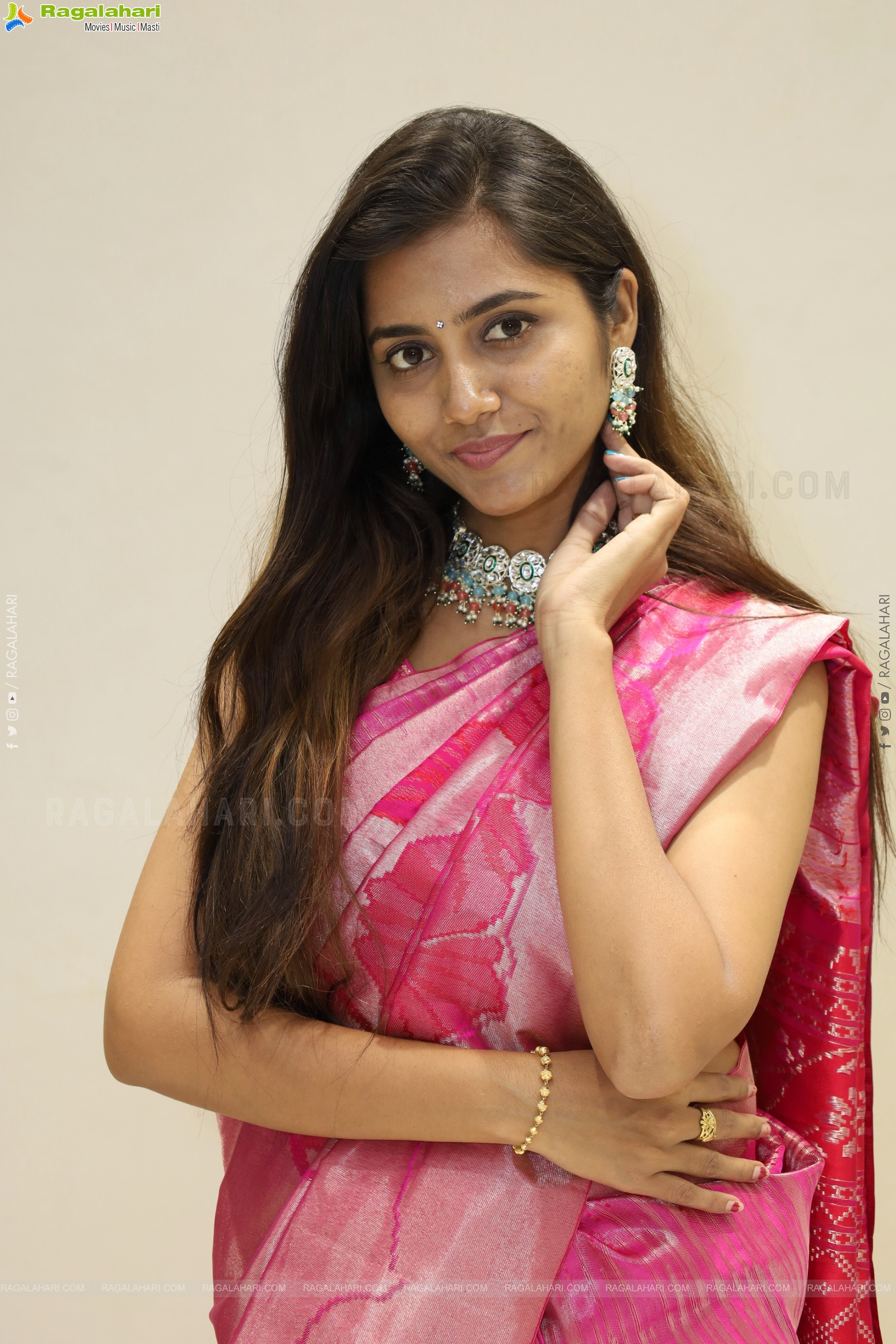 Arpithalohi Latest Stills, HD Gallery