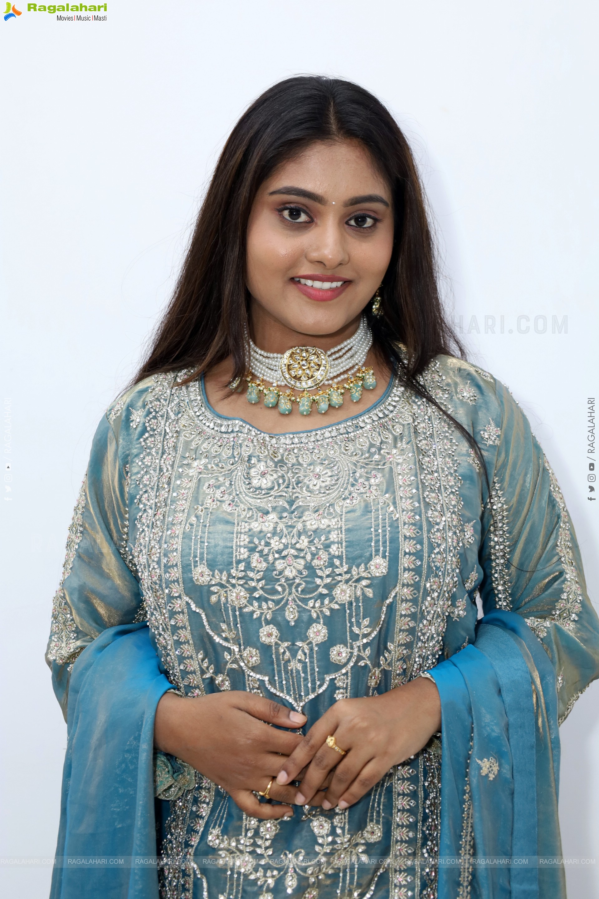 Bindhu Krishna Latest Photoshoot Stills, HD Gallery