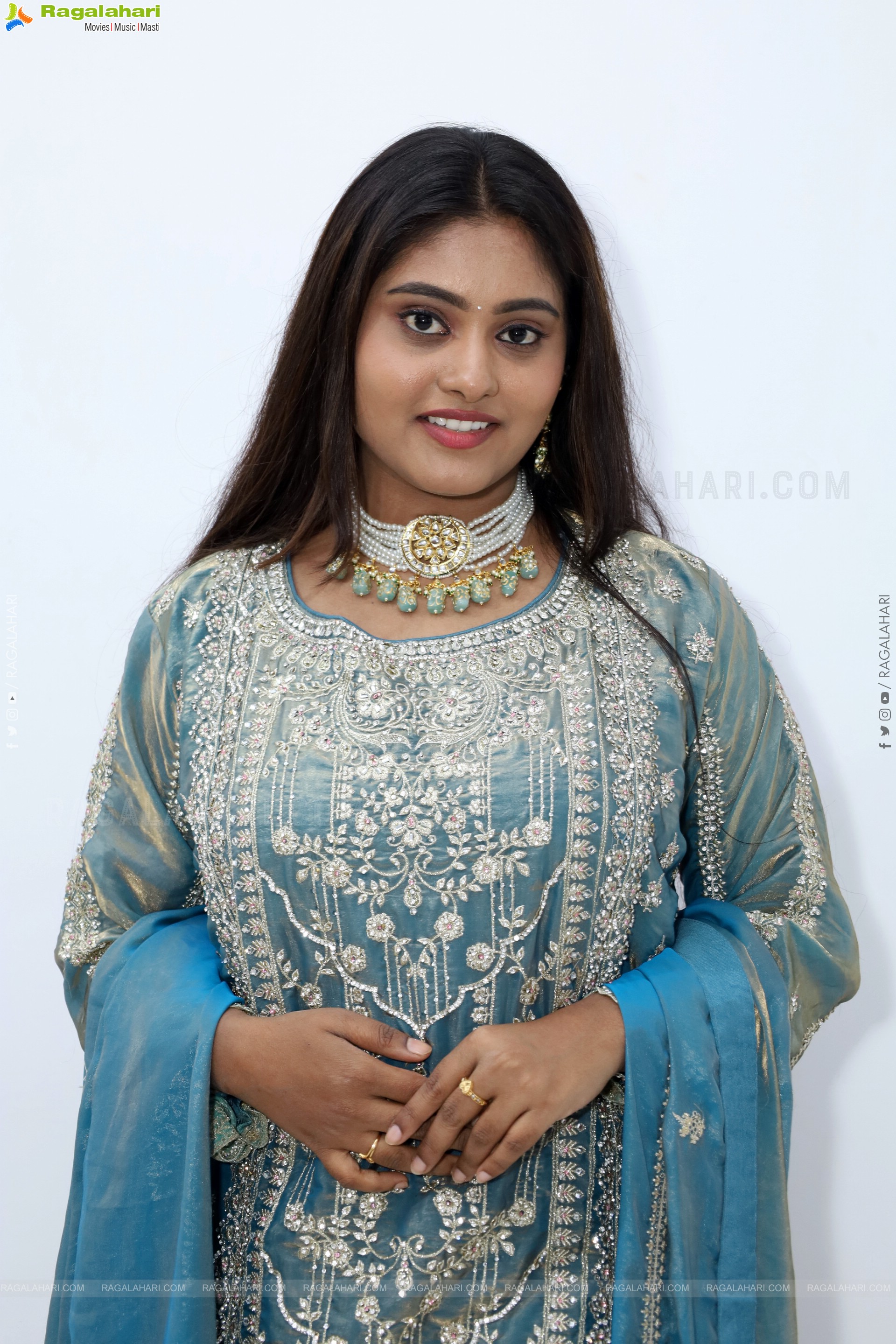 Bindhu Krishna Latest Photoshoot Stills, HD Gallery