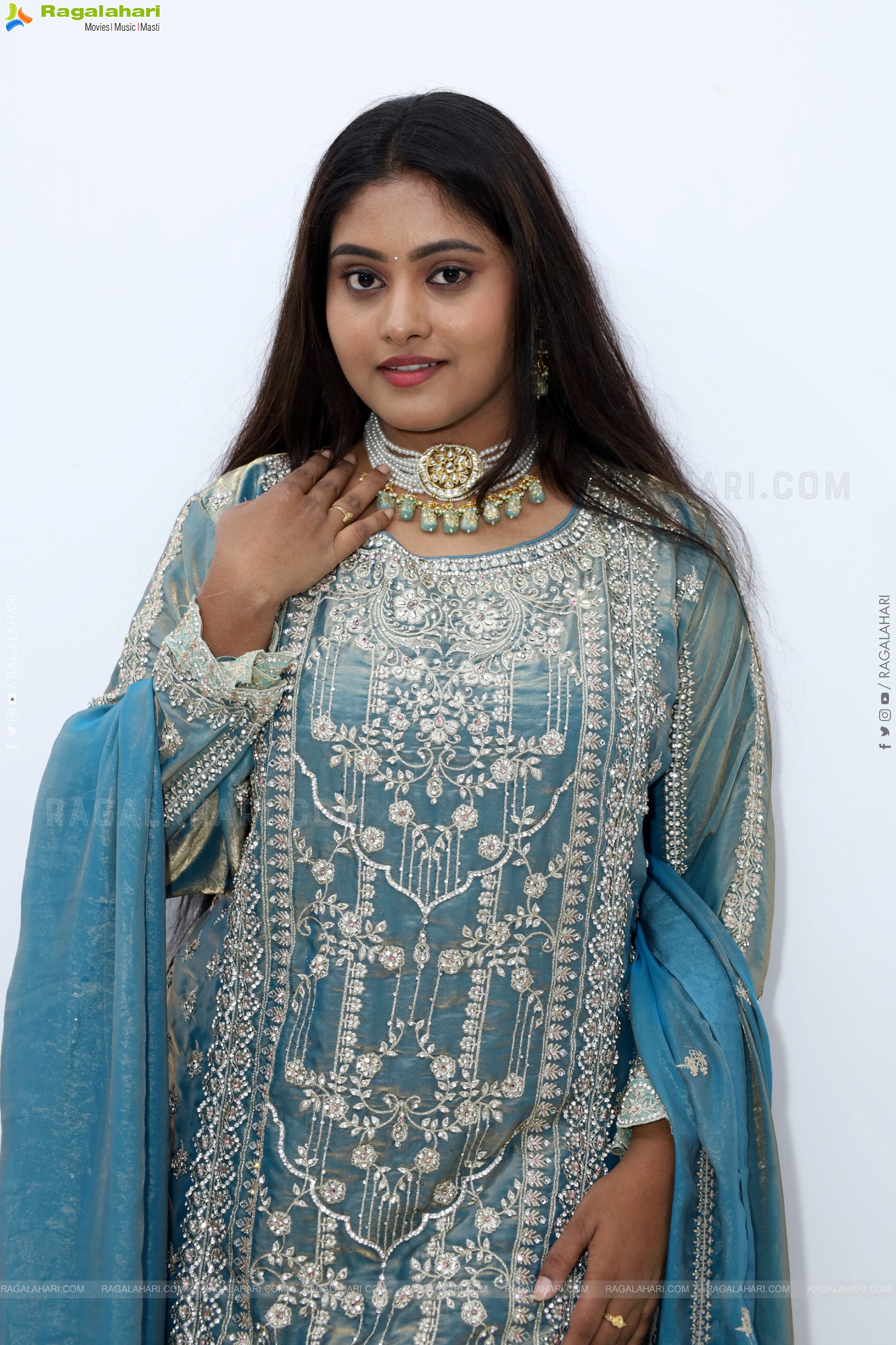 Bindhu Krishna Latest Photoshoot Stills, HD Gallery