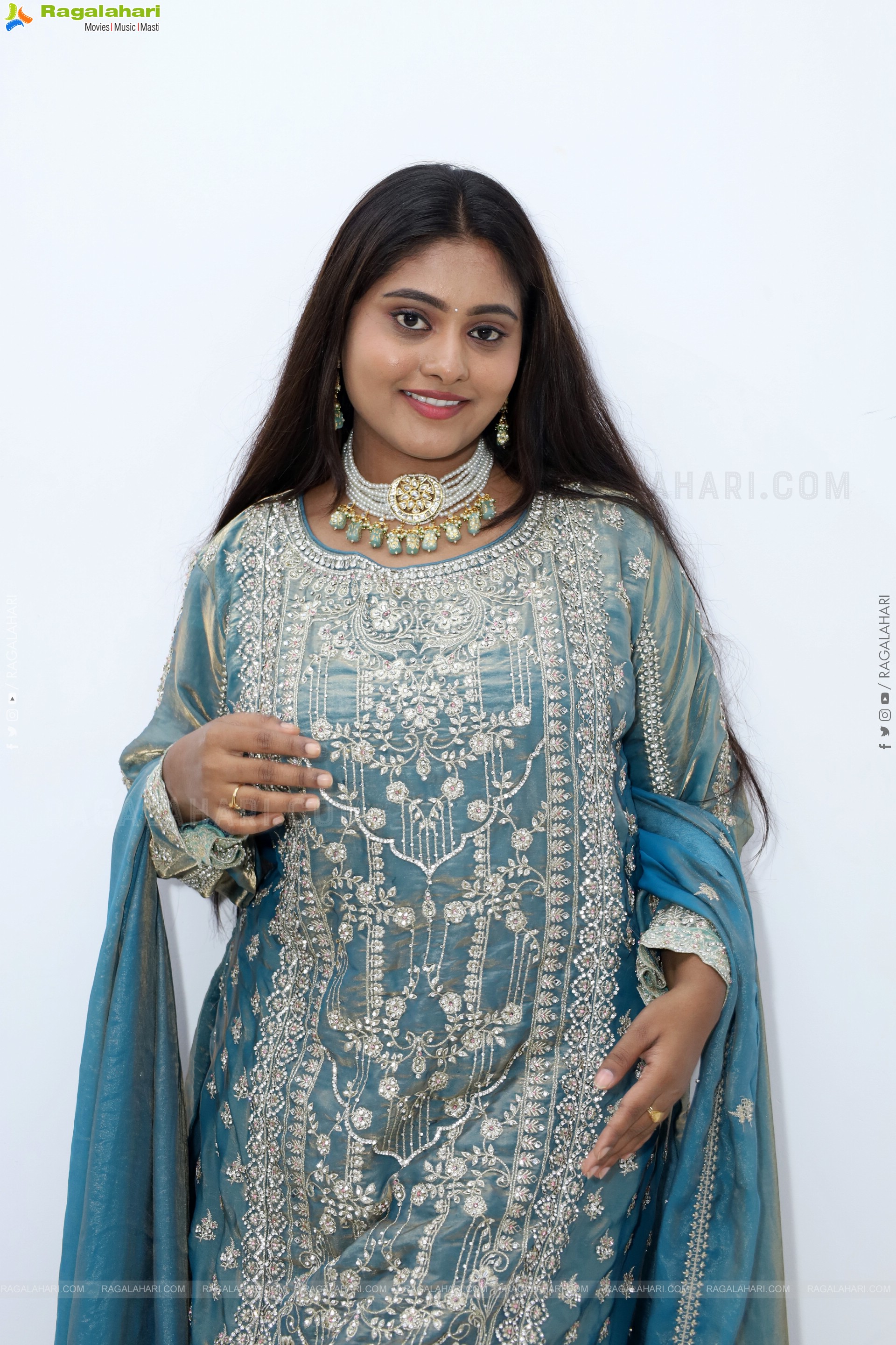 Bindhu Krishna Latest Photoshoot Stills, HD Gallery