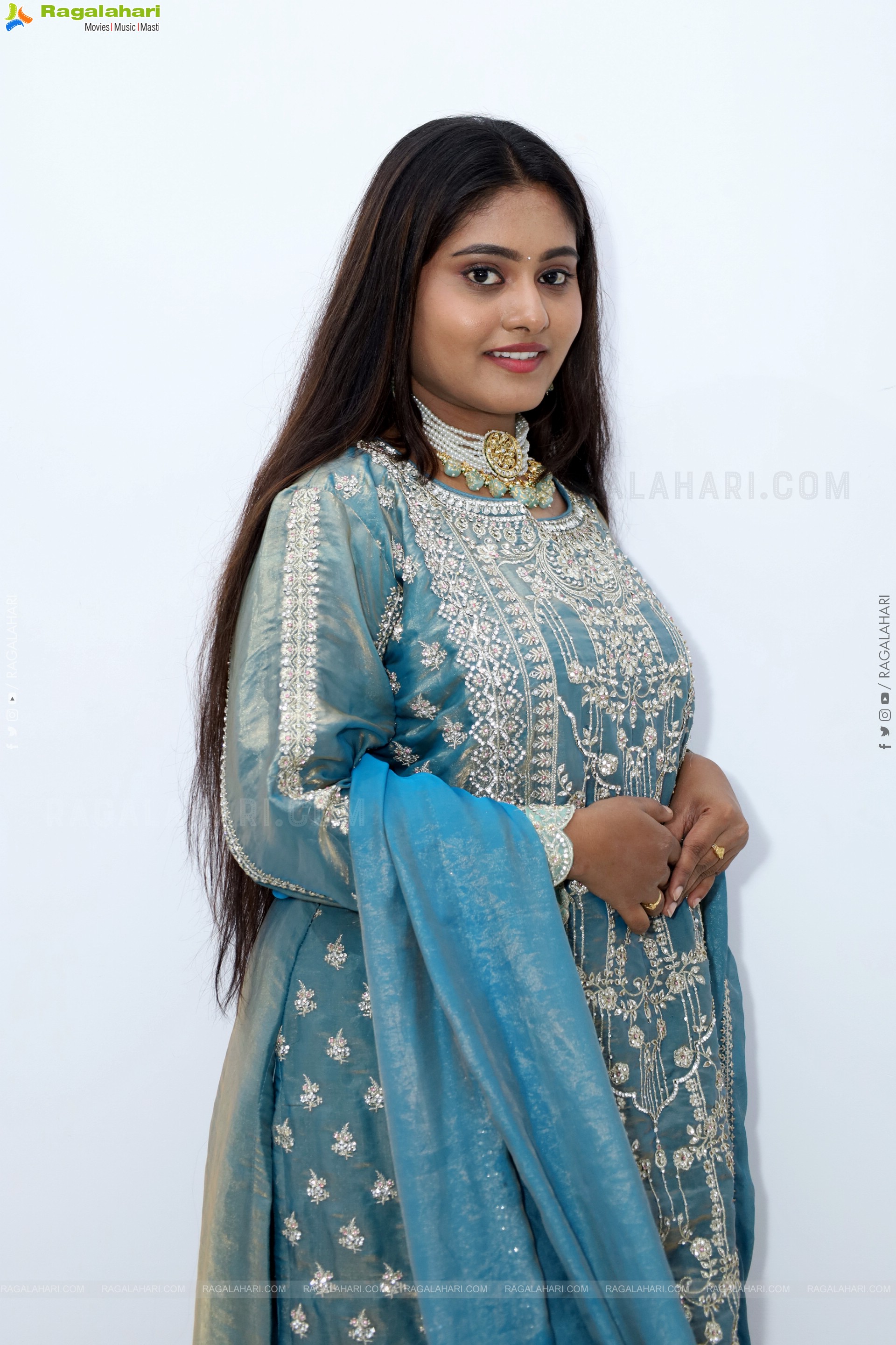 Bindhu Krishna Latest Photoshoot Stills, HD Gallery