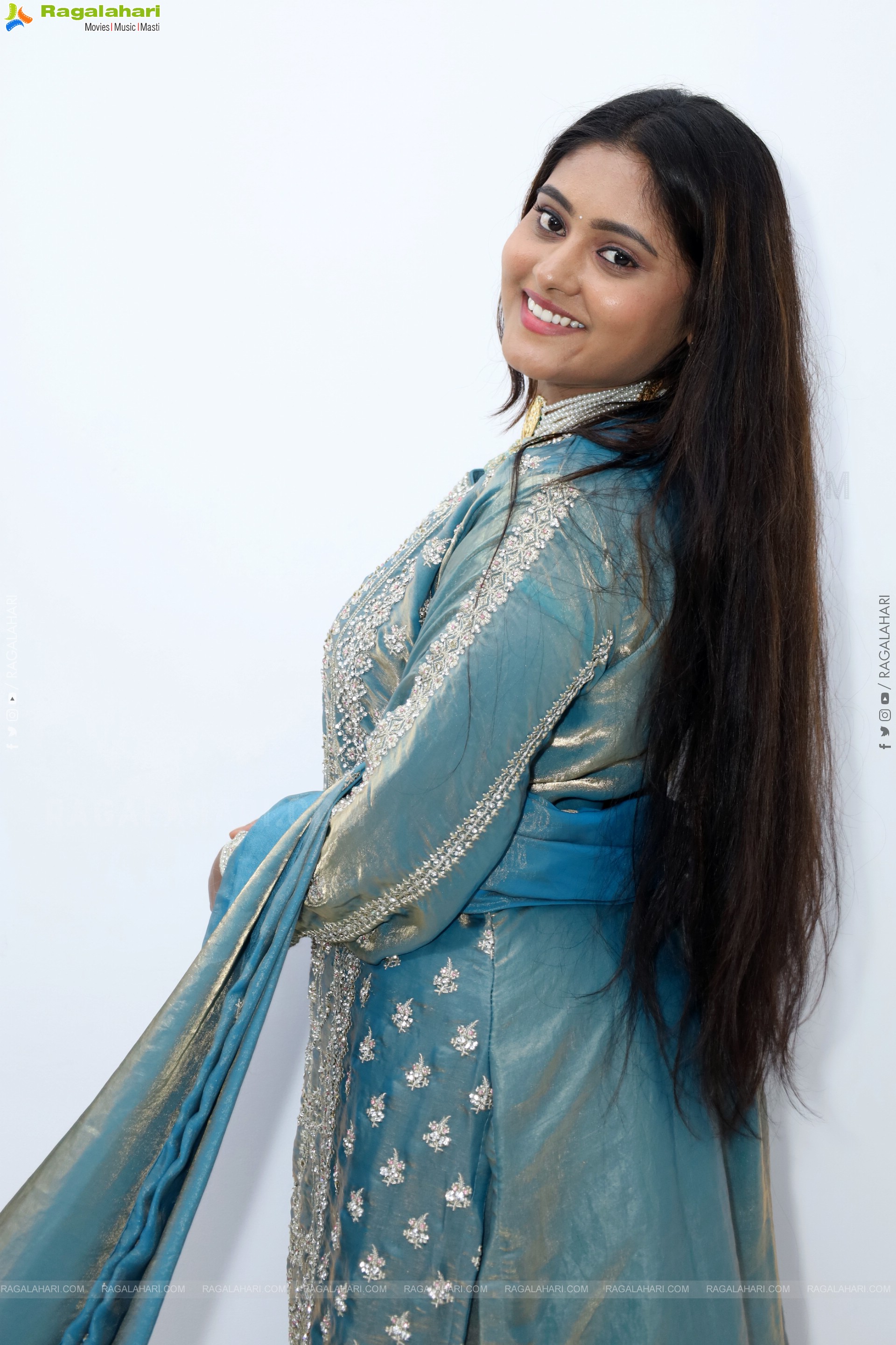 Bindhu Krishna Latest Photoshoot Stills, HD Gallery