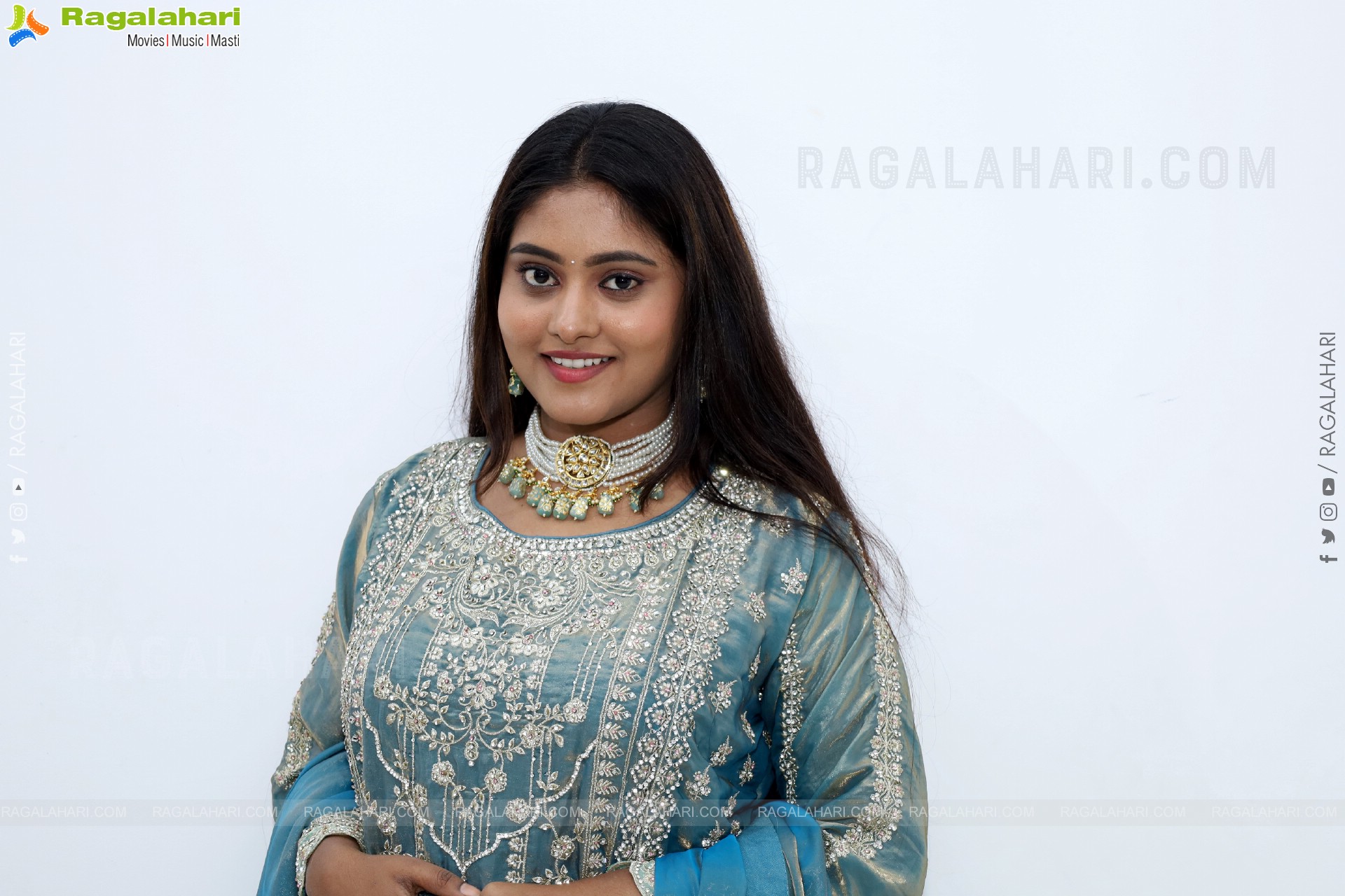 Bindhu Krishna Latest Photoshoot Stills, HD Gallery