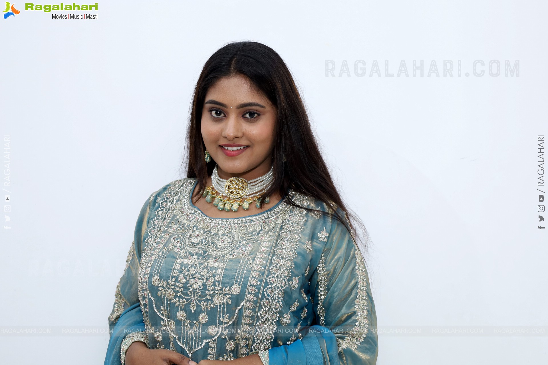 Bindhu Krishna Latest Photoshoot Stills, HD Gallery