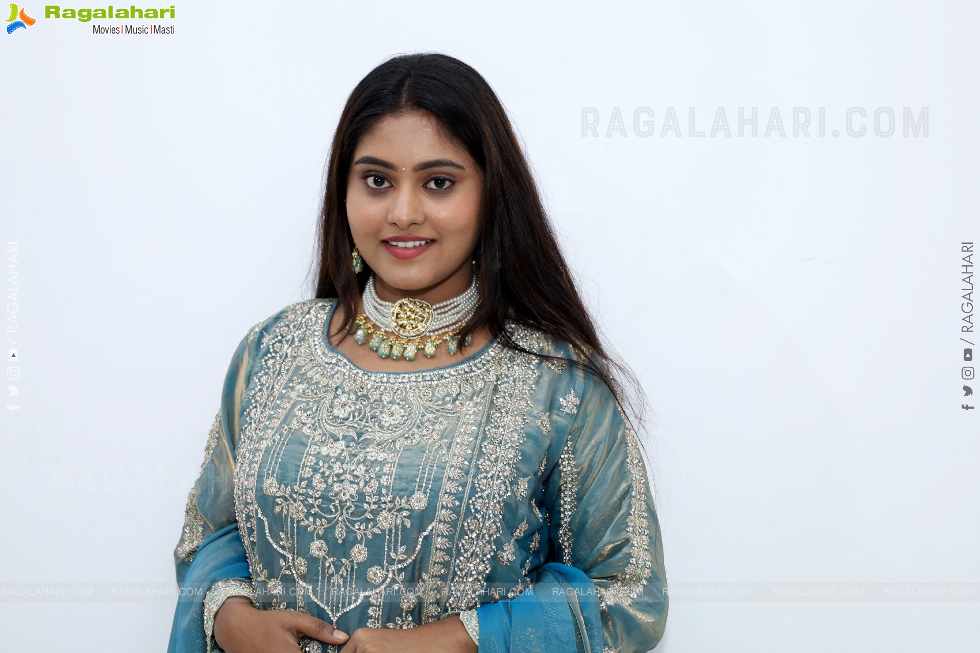 Bindhu Krishna Latest Photoshoot Stills, HD Gallery