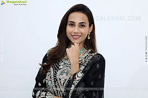 Nishat Shaik stills in Special Black Designer Dress