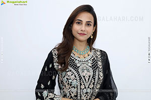 Nishat Shaik stills in Special Black Designer Dress