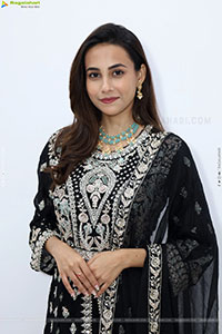 Nishat Shaik stills in Special Black Designer Dress