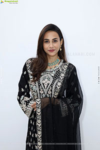 Nishat Shaik stills in Special Black Designer Dress