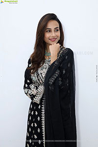 Nishat Shaik stills in Special Black Designer Dress