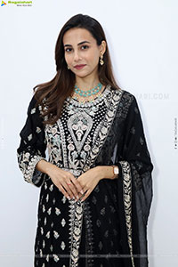 Nishat Shaik stills in Special Black Designer Dress