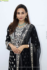 Nishat Shaik stills in Special Black Designer Dress