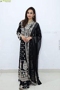 Nishat Shaik stills in Special Black Designer Dress