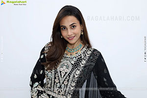 Nishat Shaik stills in Special Black Designer Dress