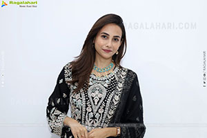 Nishat Shaik stills in Special Black Designer Dress