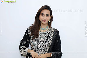 Nishat Shaik stills in Special Black Designer Dress