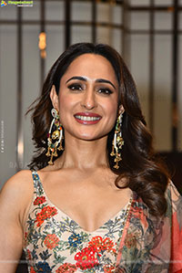 Pragya Jaiswal at Daaku Maharaaj Press Meet, HD Gallery