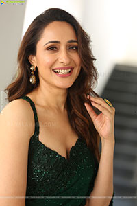 Pragya Jaiswal at Daaku Maharaaj Interview, HD Gallery