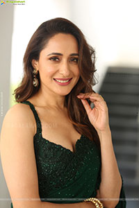 Pragya Jaiswal at Daaku Maharaaj Interview, HD Gallery